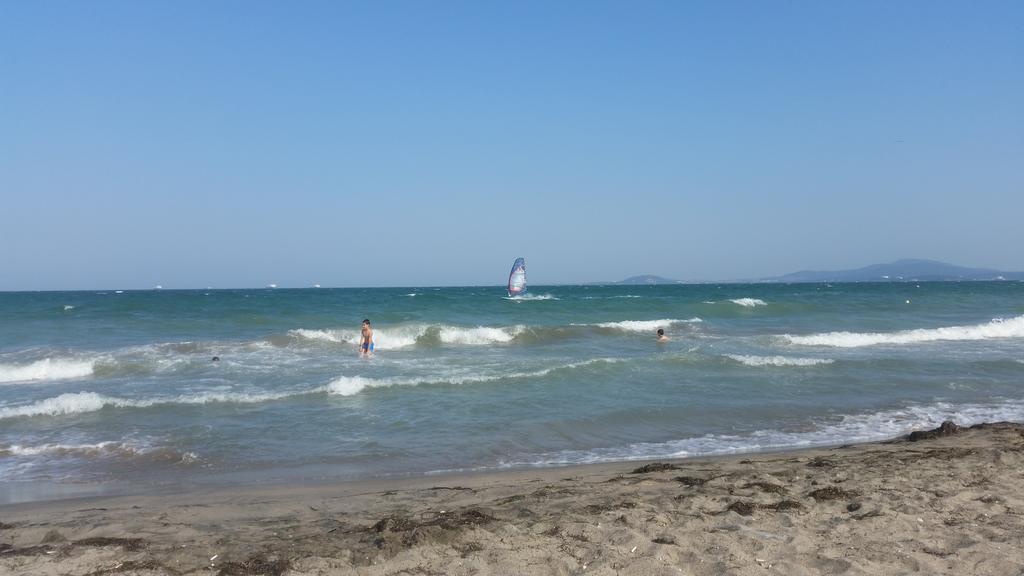4U Apartment Burgas Stad Buitenkant foto