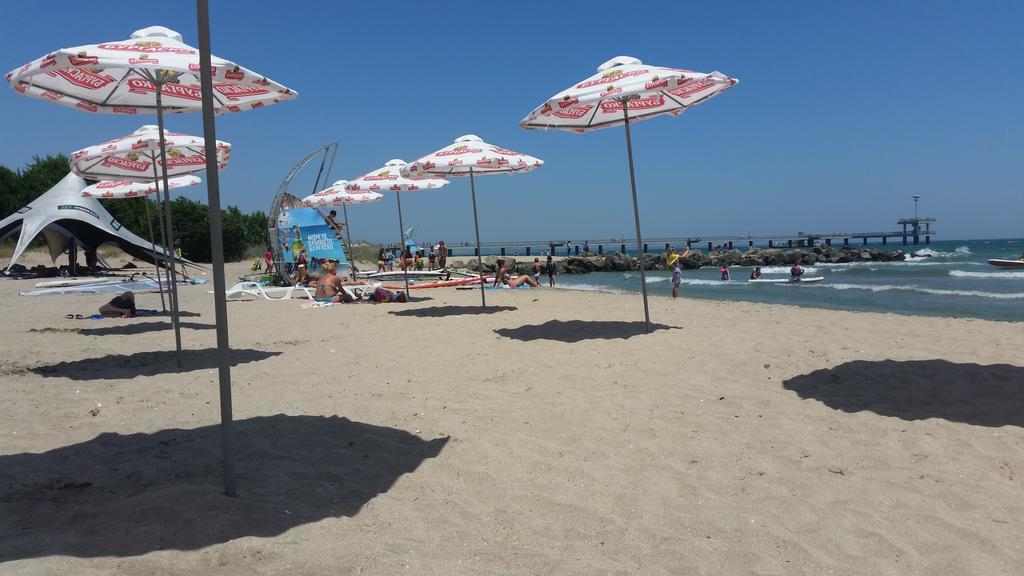 4U Apartment Burgas Stad Buitenkant foto