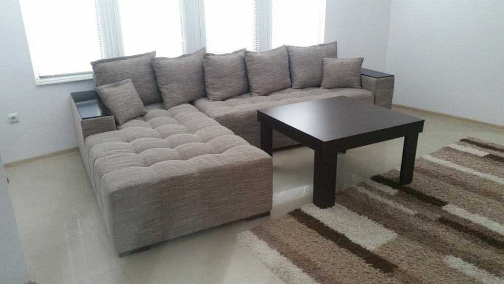 4U Apartment Burgas Stad Buitenkant foto
