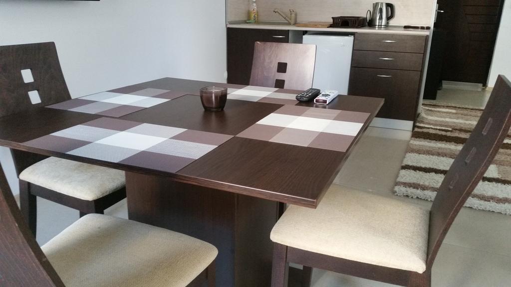 4U Apartment Burgas Stad Buitenkant foto